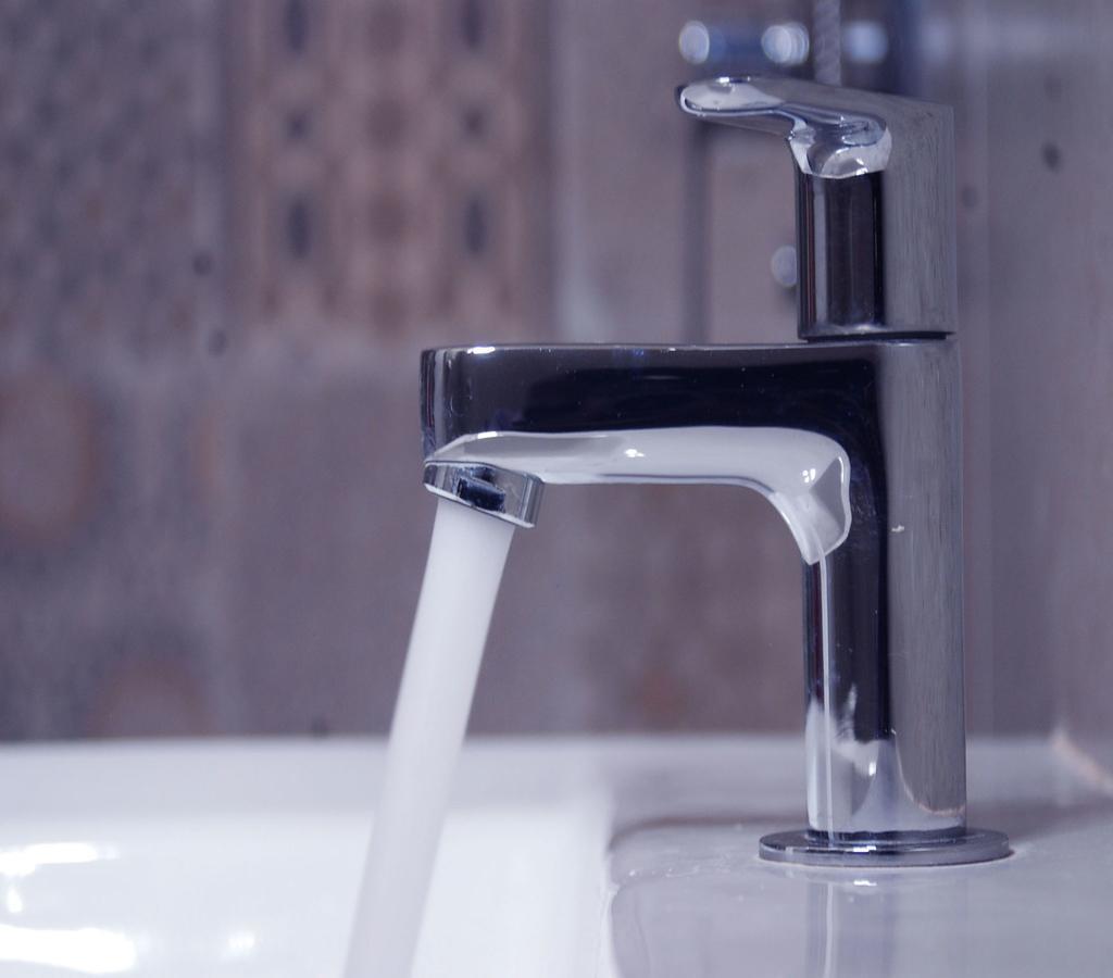 Kolam Serviced Apartments - Adyar. Chennai Zewnętrze zdjęcie