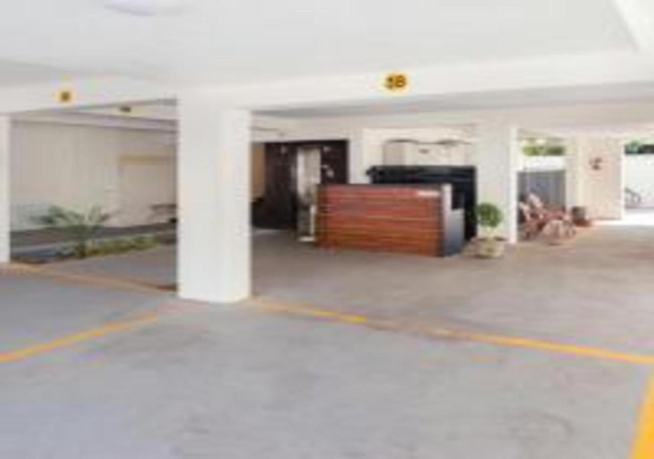 Kolam Serviced Apartments - Adyar. Chennai Zewnętrze zdjęcie